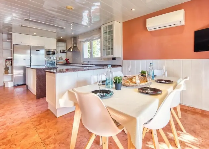 Villa Costacabana - Summertime Lloret de Mar